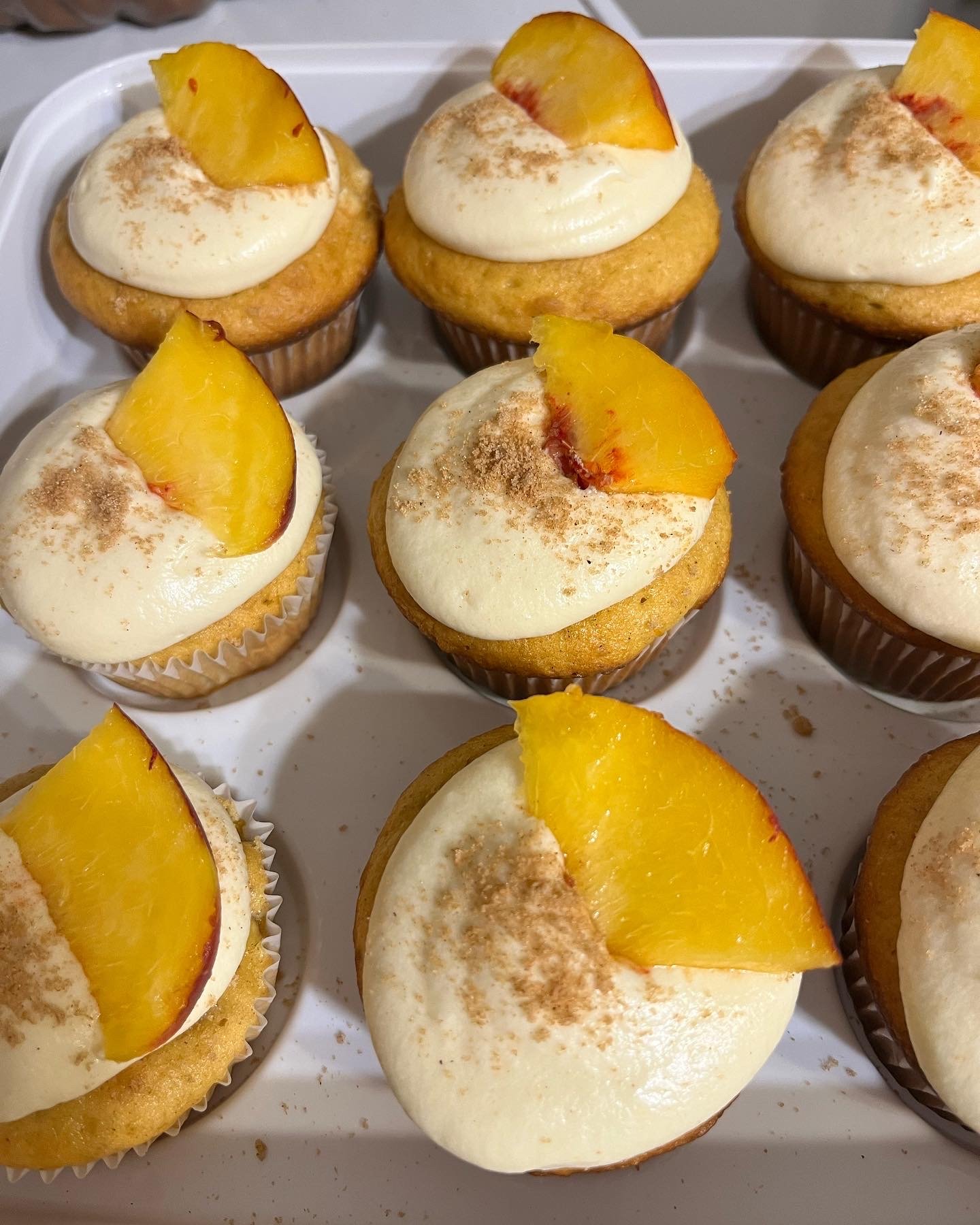 Peach cupcakes