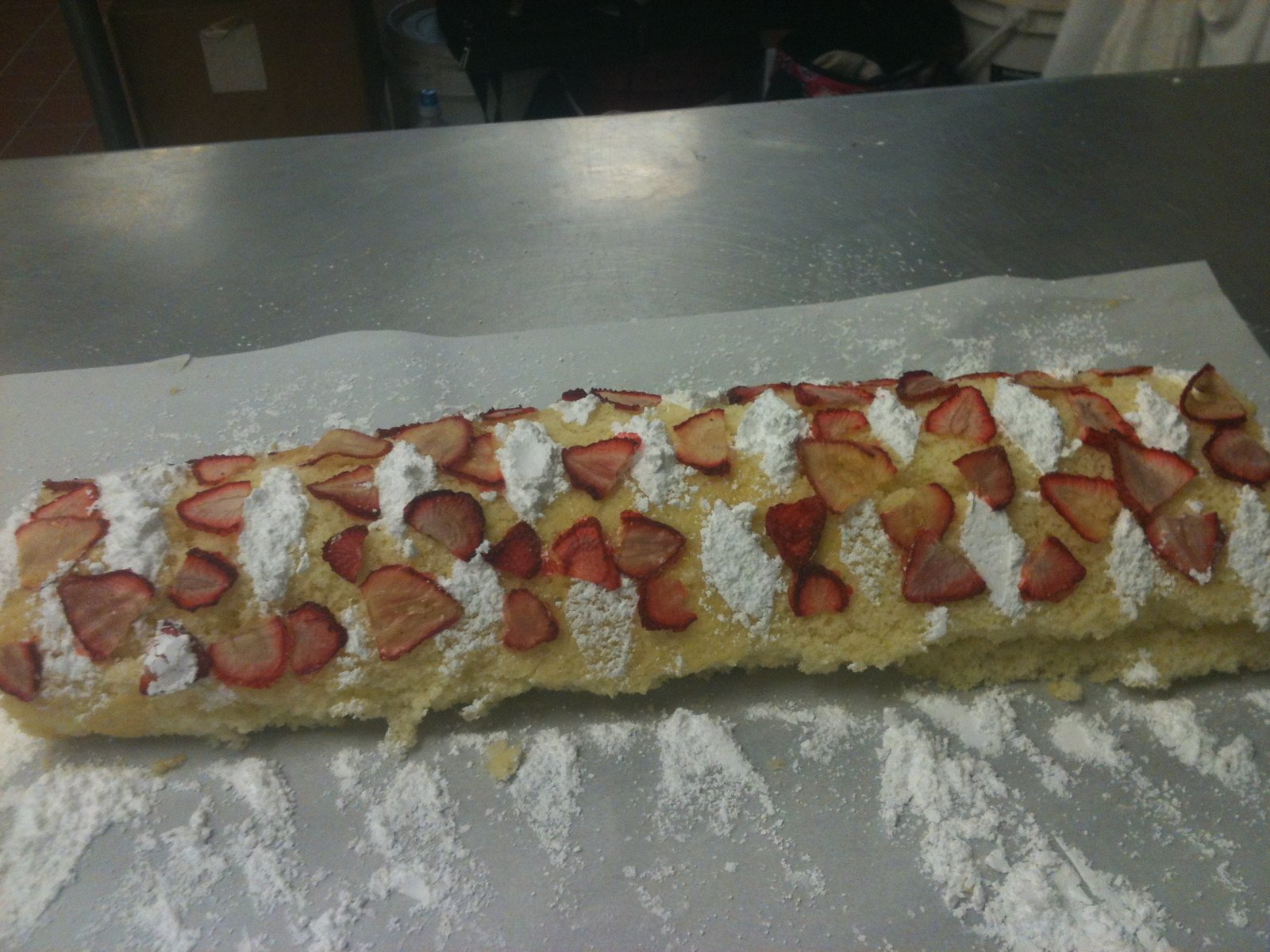 Strawberry roll cake